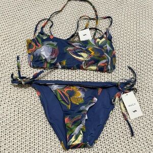 NWT RVCA Pixie Floral Bikini Set - Size Medium